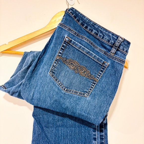 CLEO Straight leg blue jeans - Picture 10 of 10